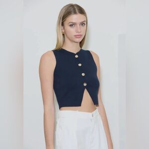 🆕🤍NAVY SASSY KNIT TANK
